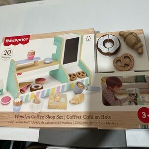 Fisher-Price Wooden Coffee Shop Toy set